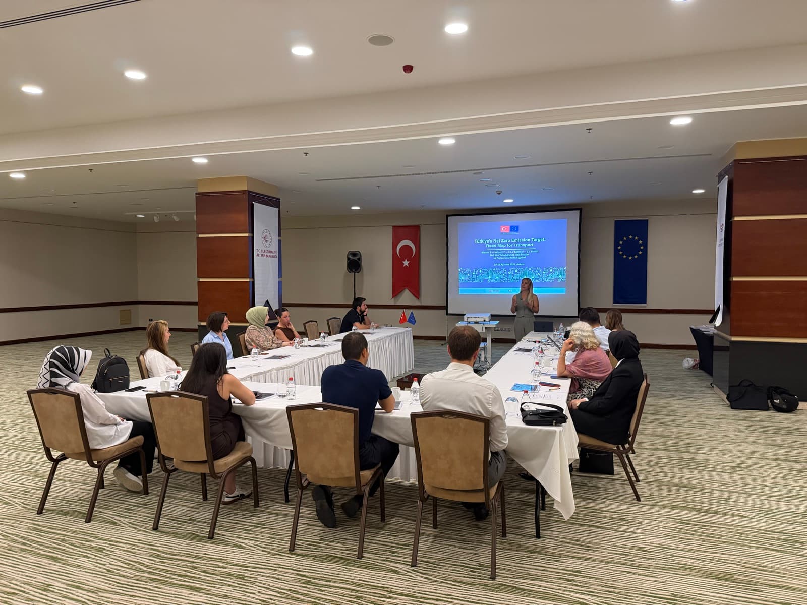 Net Sıfır Yolculuğunda Etkili İletişim ve Profesyonel Temsil Eğitim Programı Başarıyla Gerçekleştirildi