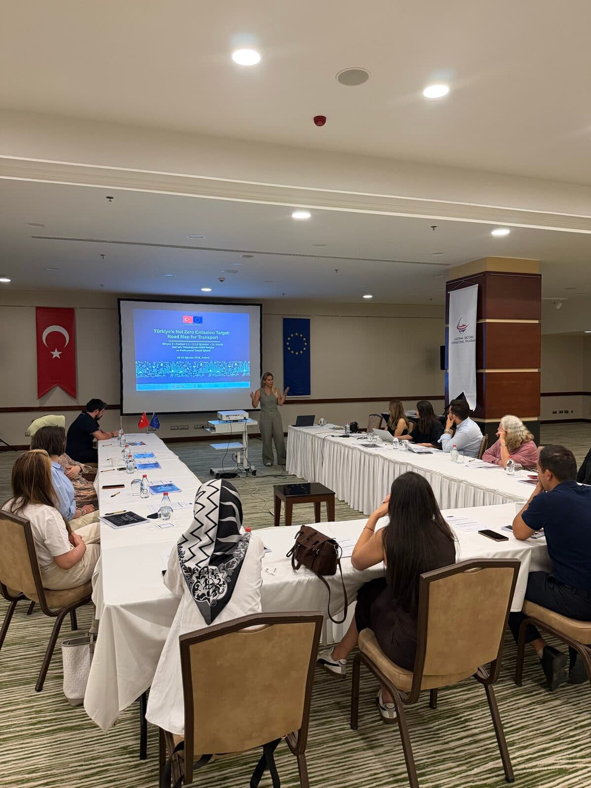 Net Sıfır Yolculuğunda Etkili İletişim ve Profesyonel Temsil Eğitim Programı Başarıyla Gerçekleştirildi